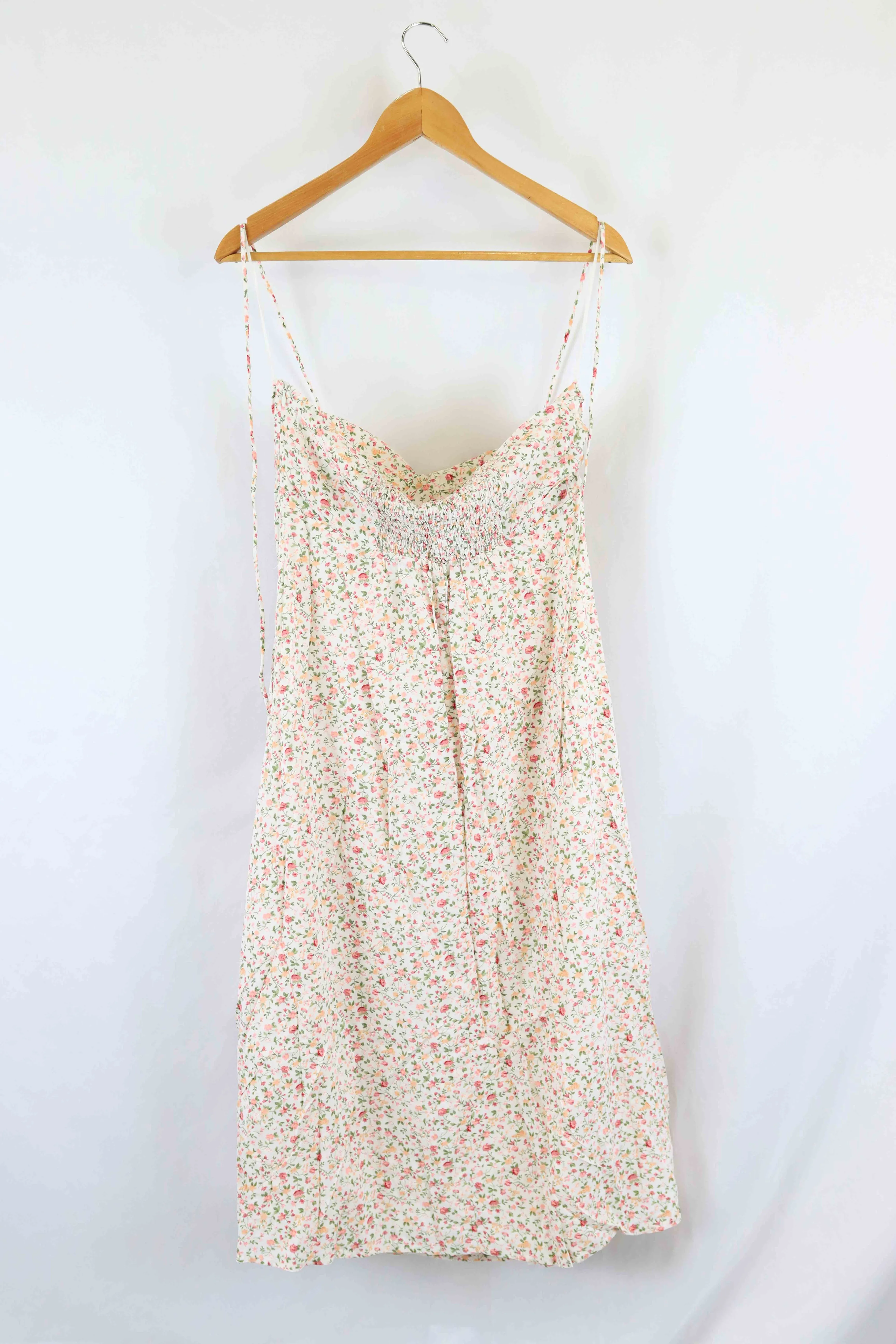 Atmos & Here White Floral Printed Midi Dress 18