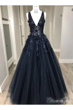 Black Deep V Neck Appliqued Prom Dresses See Through Floor Length Formal Dresses