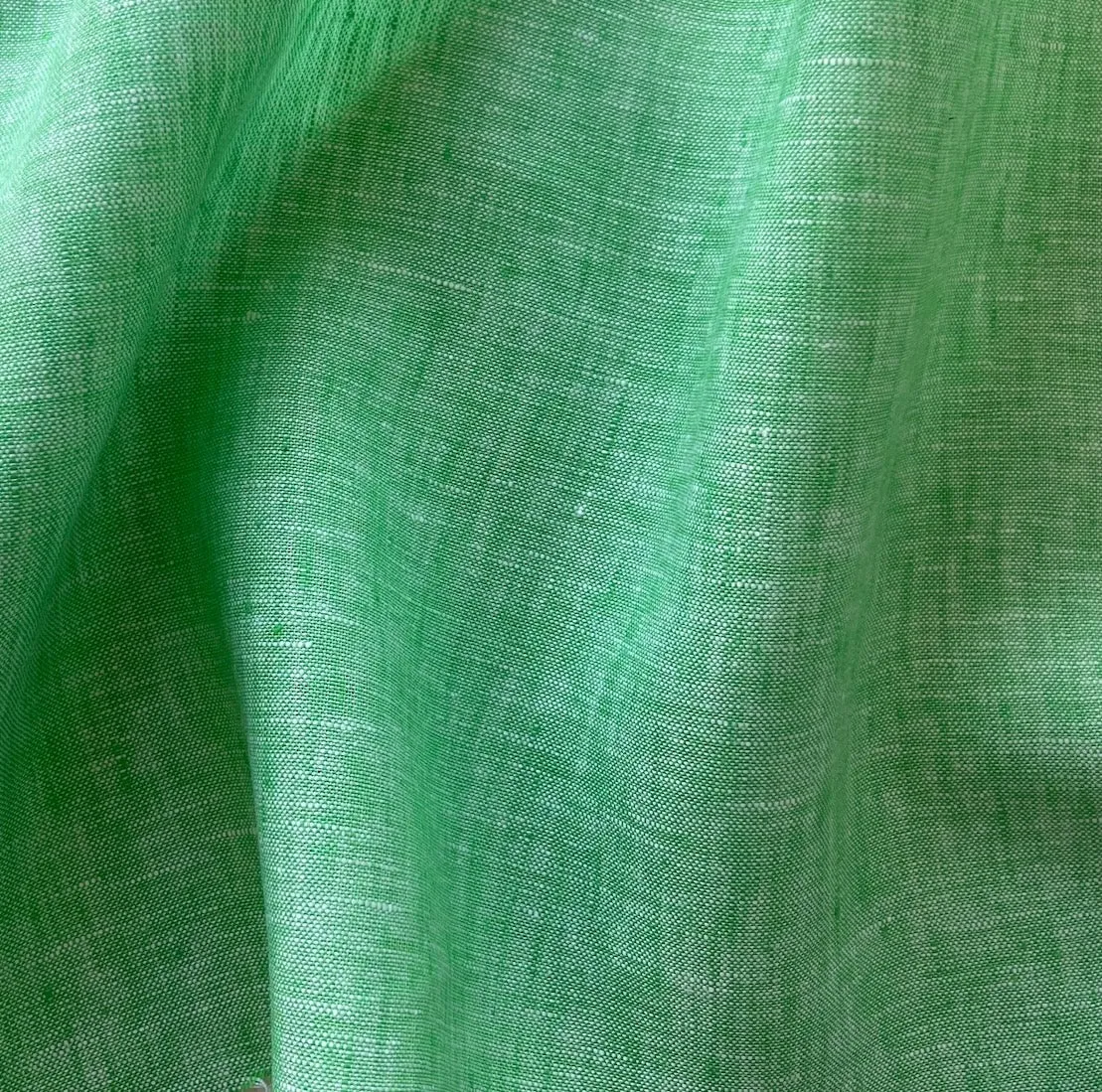 Lighter-Weight Shamrock Shot Linen (Made in Poland)